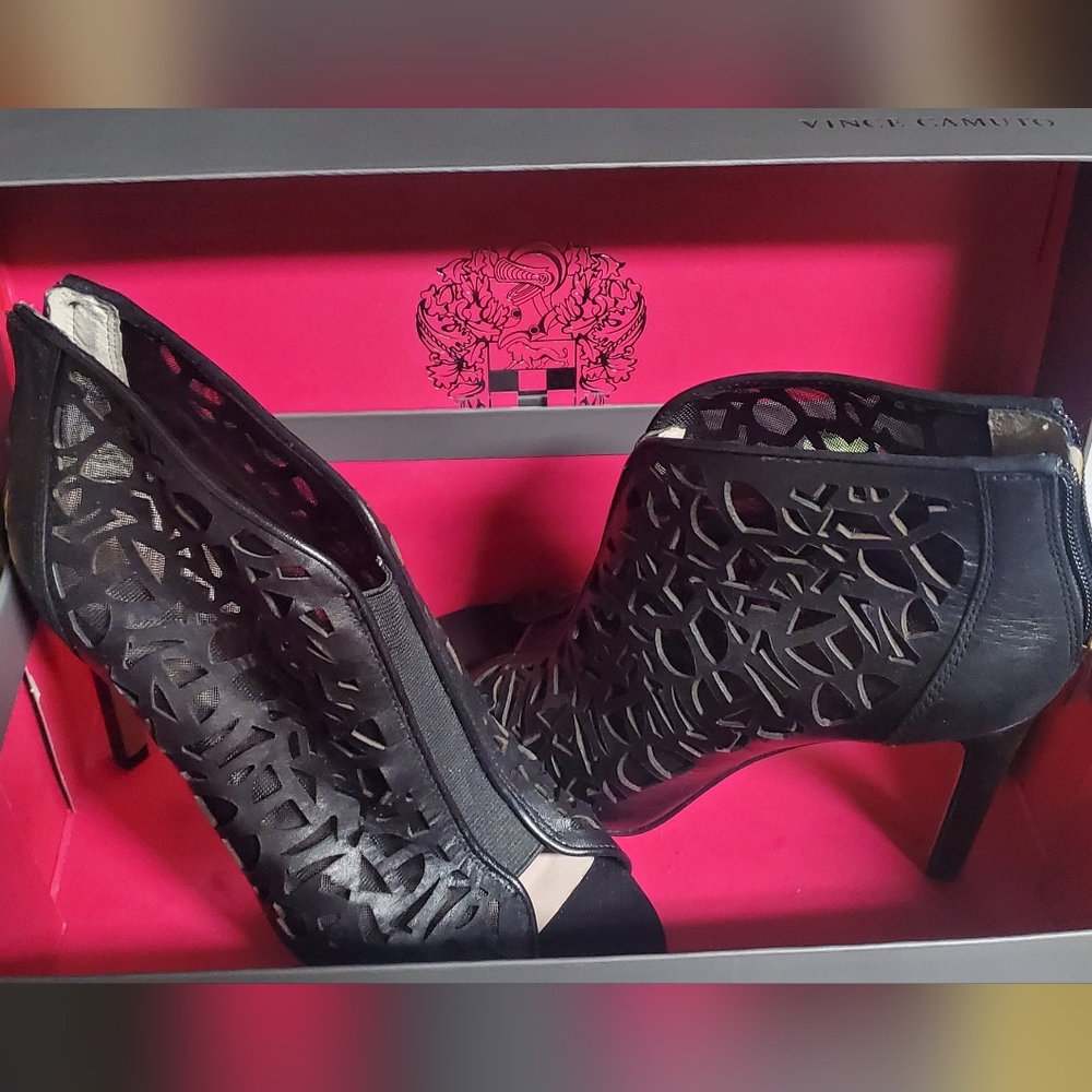 Black Vince Camuto Heels